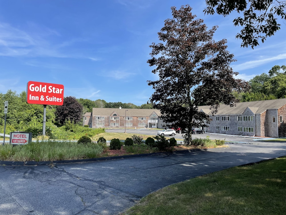 gold star inn and suites