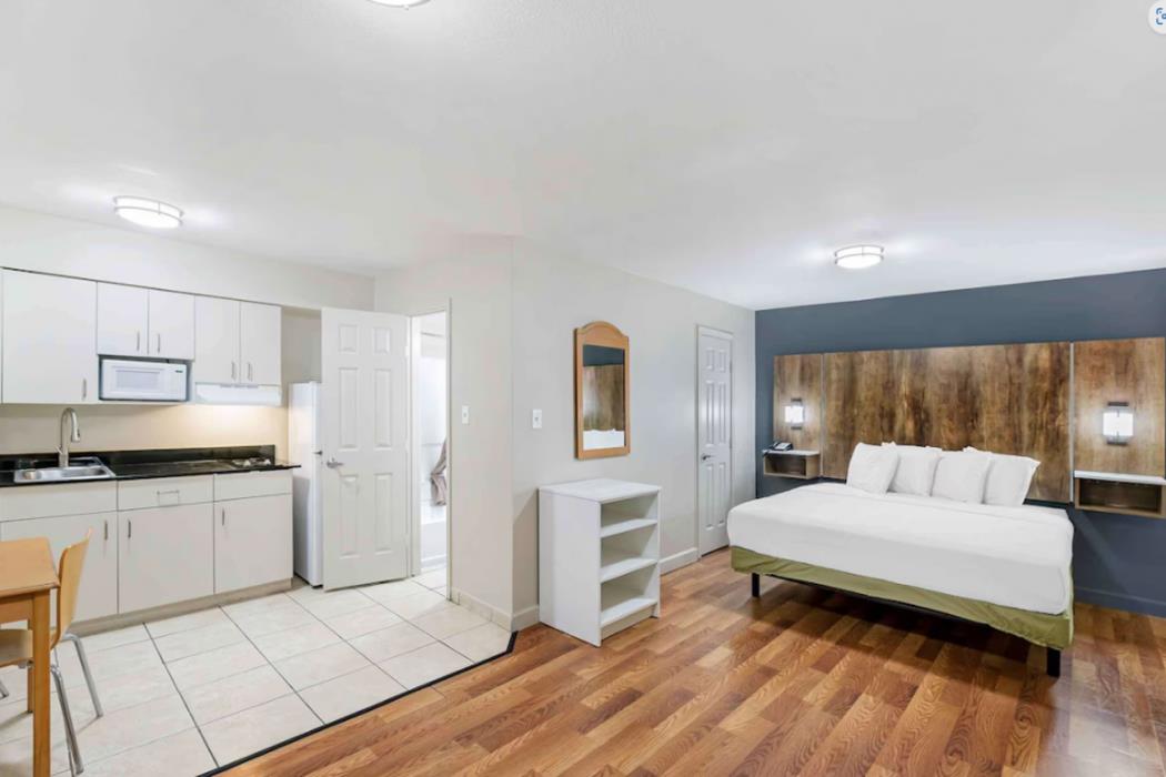 hometowne studios by red roof odessa