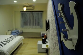 meet happiness bandb