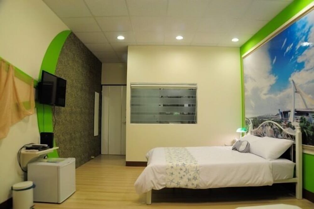 meet happiness bandb