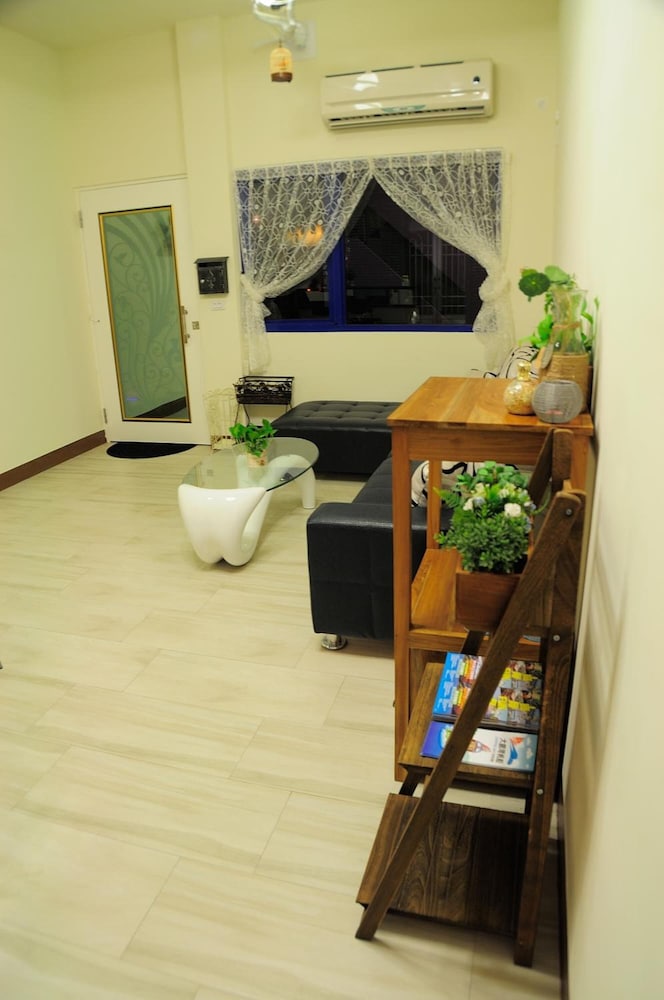 meet happiness bandb