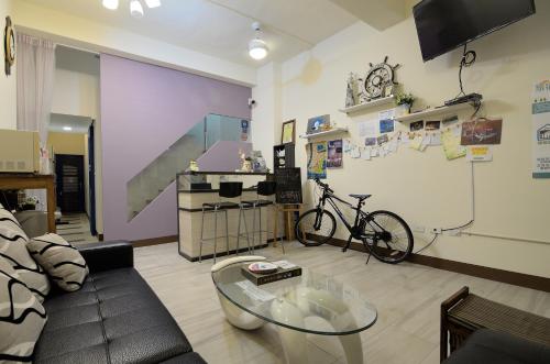 meet happiness bandb