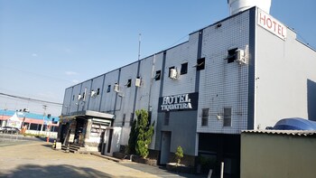 hotel tiquatira