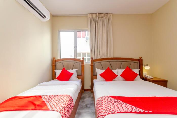 oyo 517 aladdin hotel