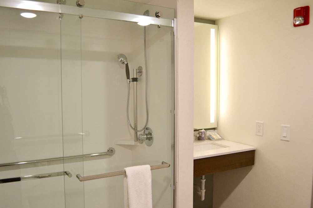 hilton garden inn columbus grove city
