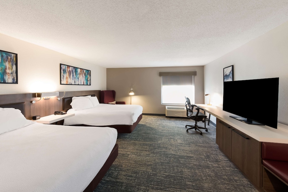 hilton garden inn columbus grove city