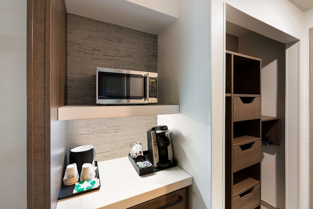 hilton garden inn columbus grove city