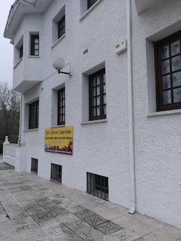 hostal asador julian brunete