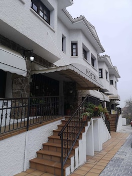 hostal asador julian brunete