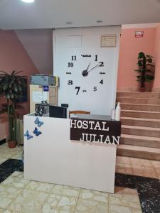 hostal asador julian brunete