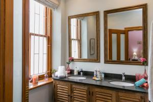 bettys boutique hotel