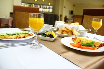 hotel shine palace
