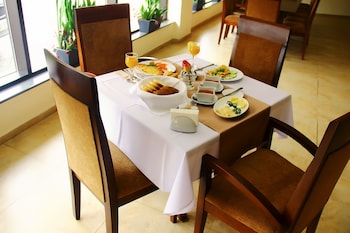 hotel shine palace