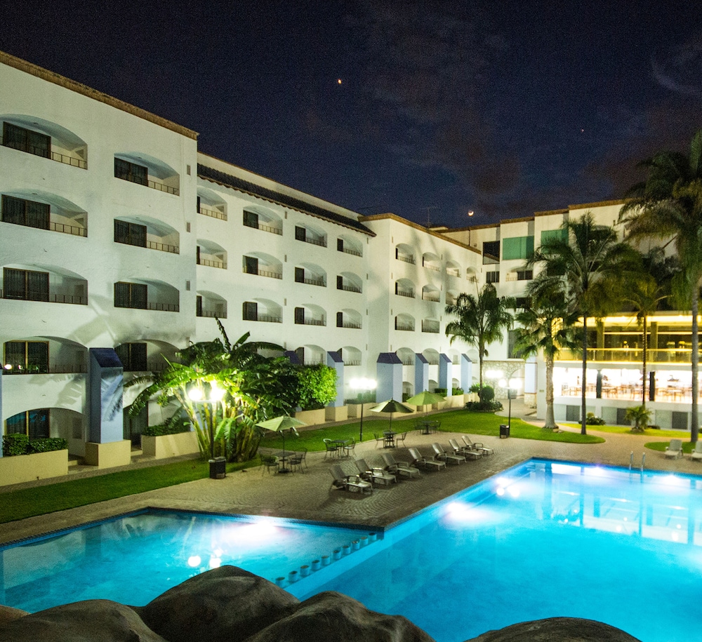 gran plaza hotel and convention center