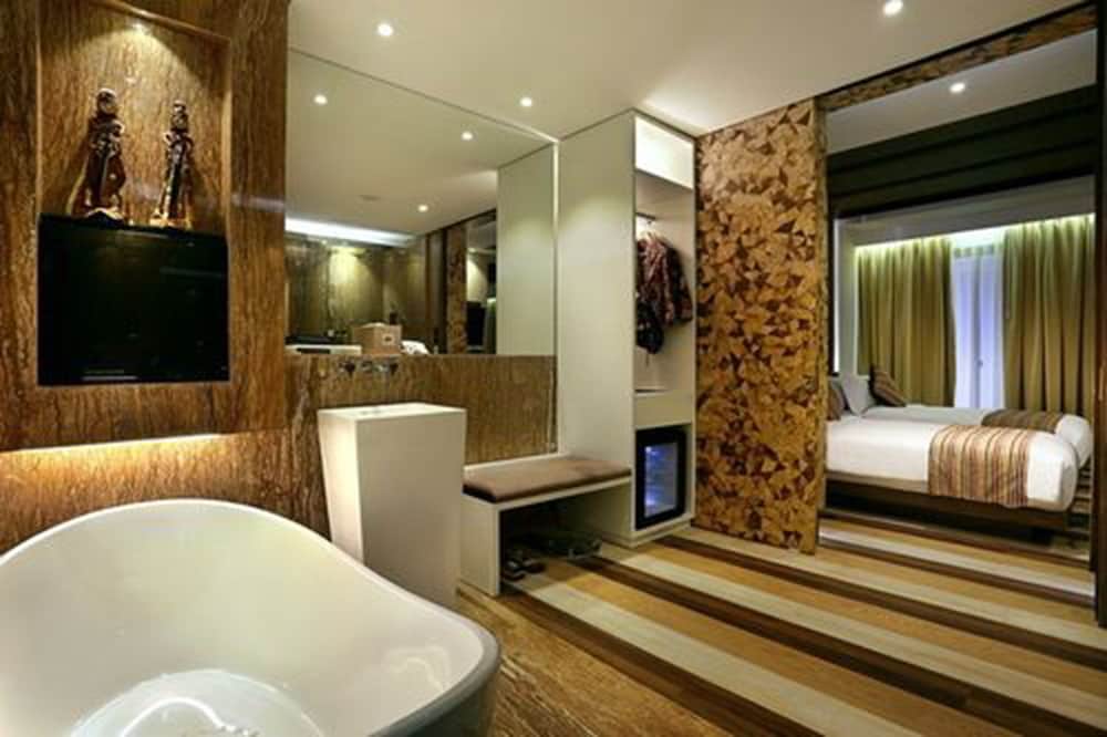 mega boutique hotel and spa bali