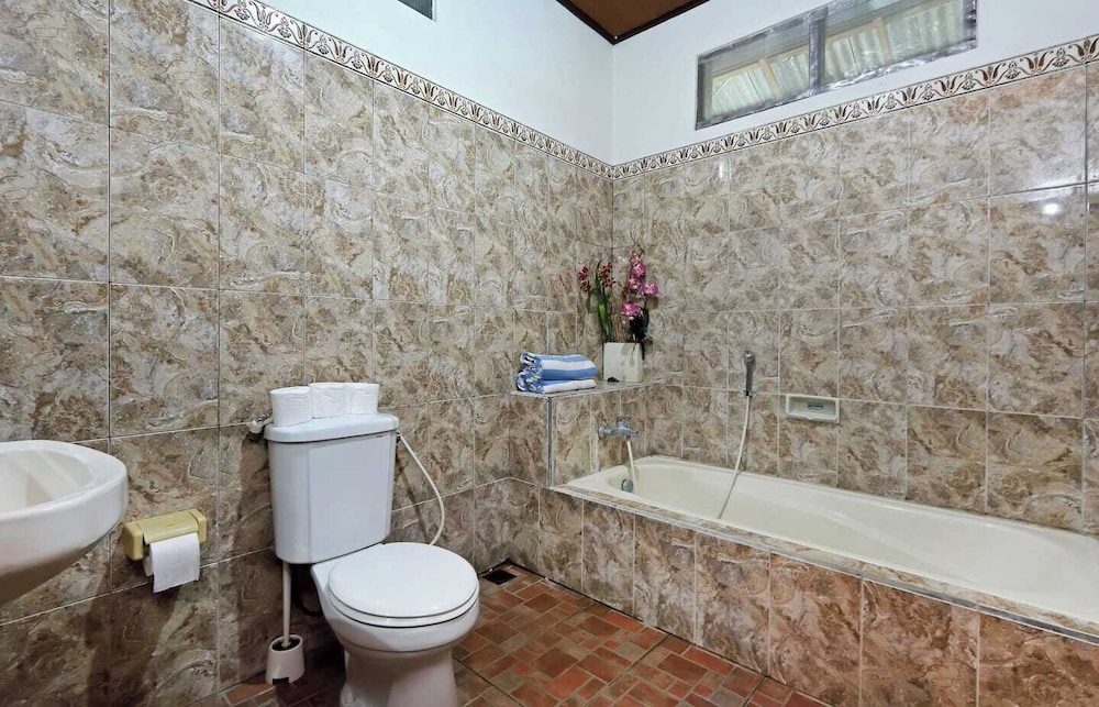 rumah akira seminyak