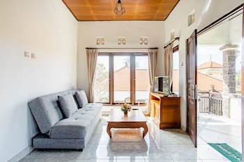 rumah akira seminyak