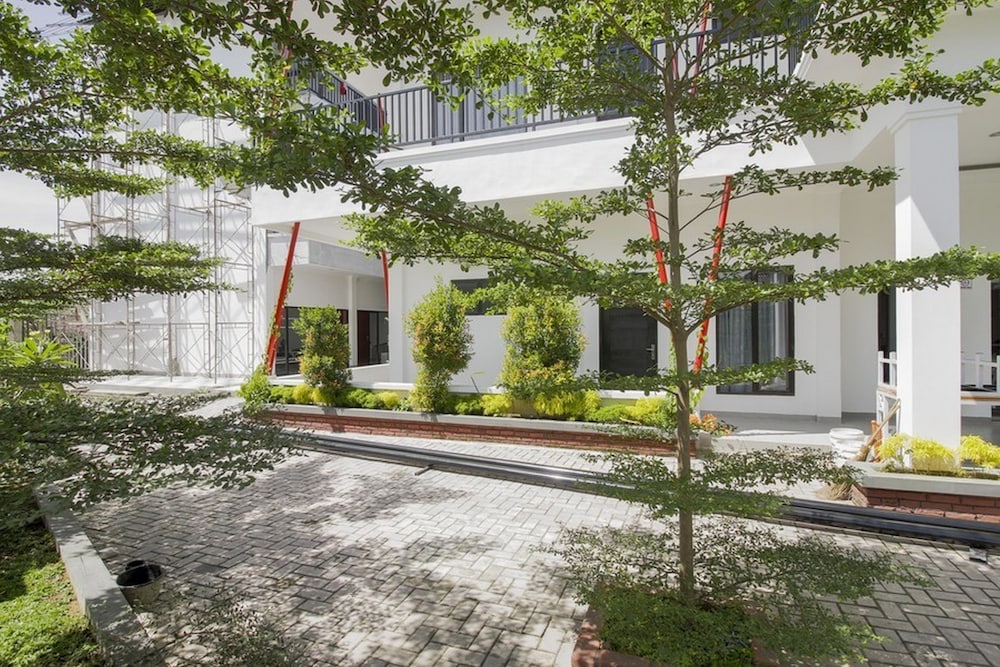 reddoorz premium setiabudi medan