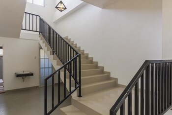 reddoorz premium setiabudi medan