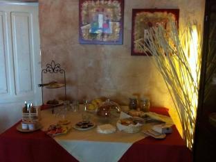 antico mondo rooms and suites