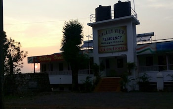 hotel valley view residency