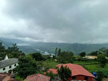 Hotel Valley View Residency,,2 star