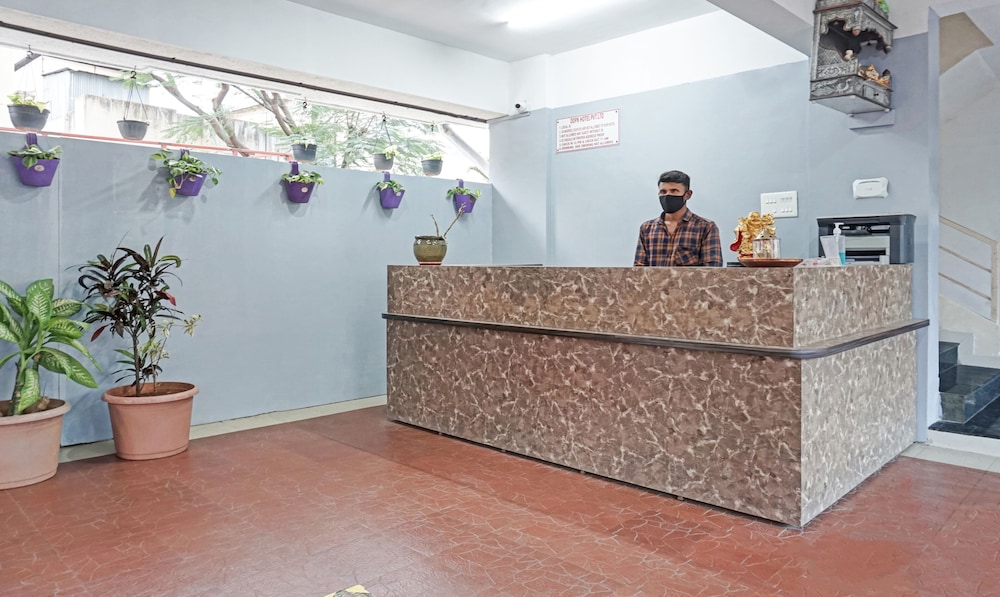 treebo diamond residency ddpk inn