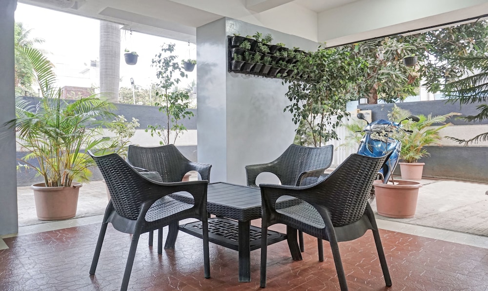 treebo diamond residency ddpk inn