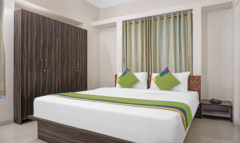 treebo diamond residency ddpk inn