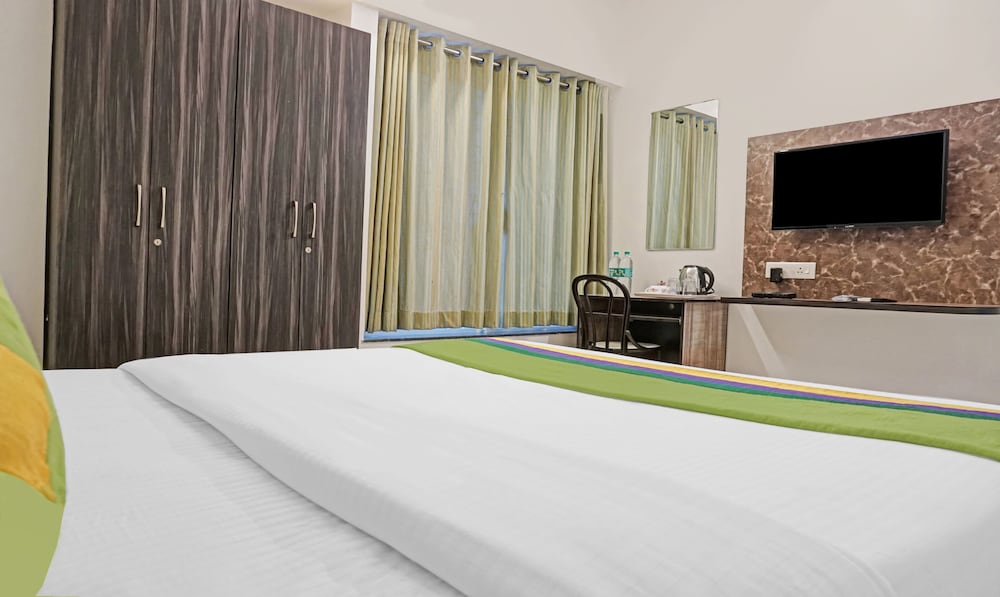 treebo diamond residency ddpk inn