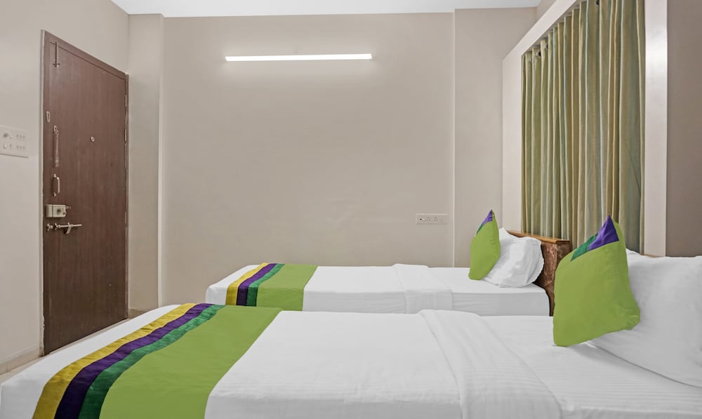 treebo diamond residency ddpk inn