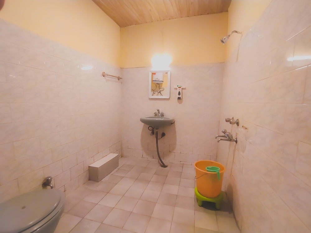hotel himdhara