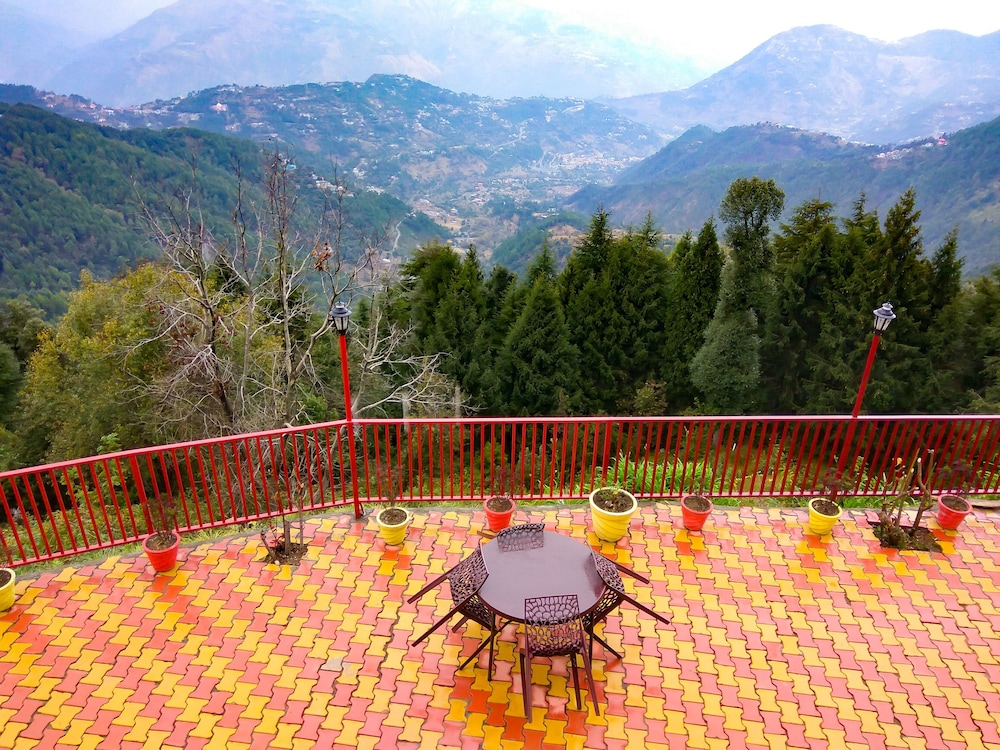 hotel himdhara