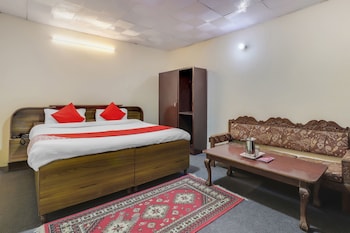 hotel himdhara