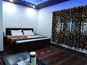hotel himdhara