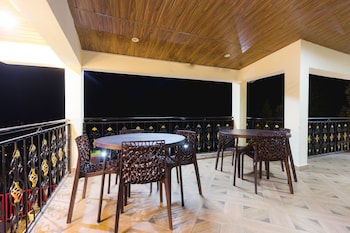 hotel himdhara