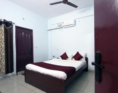 lakshana service apartment