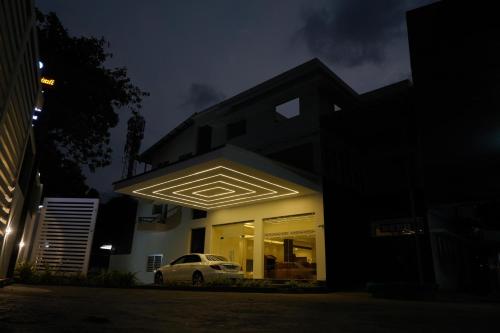 hotel kairali