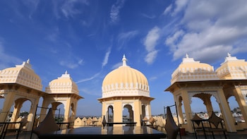 bloom boutique lake pichola