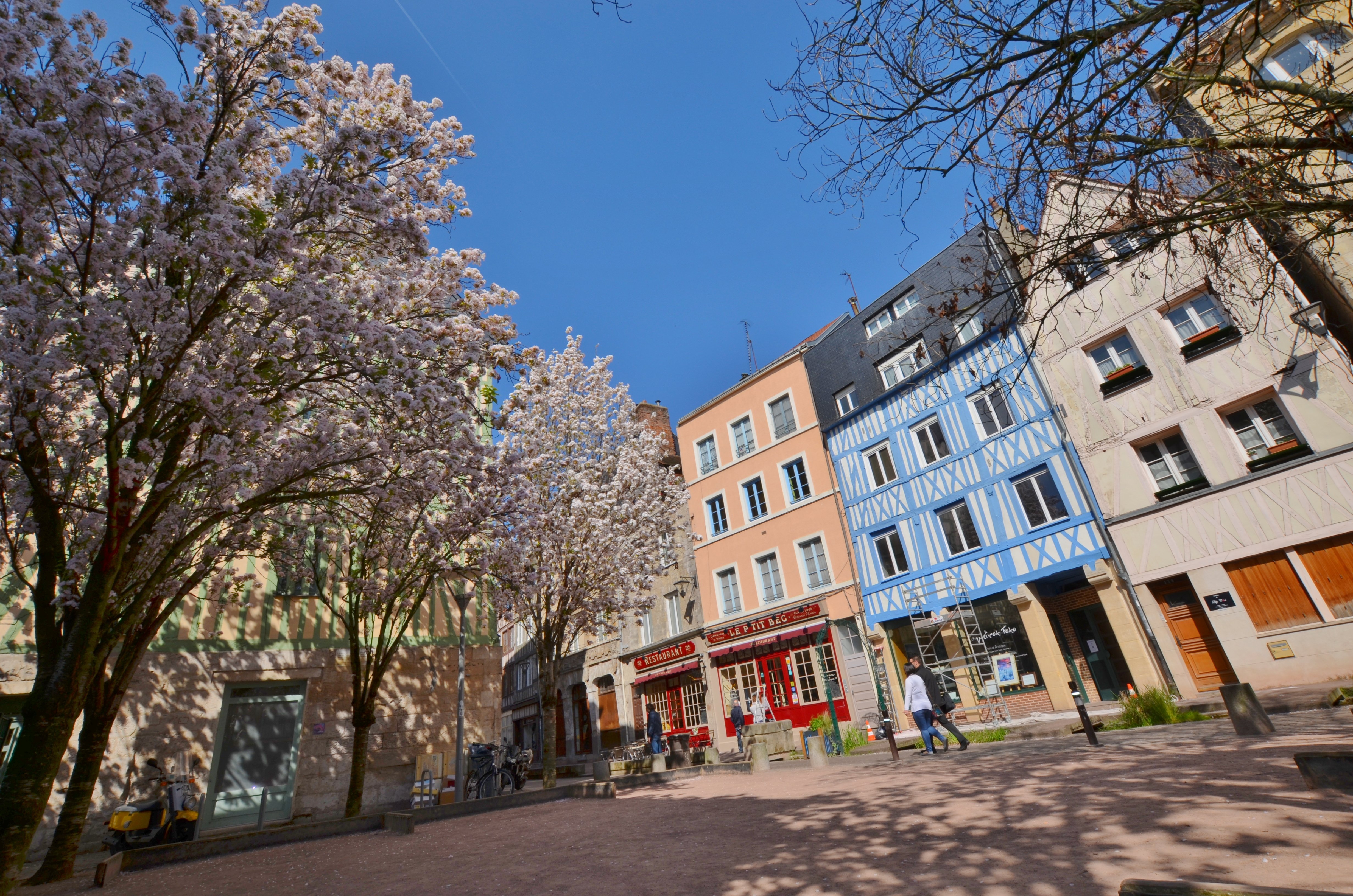 holiday inn express rouen centre rive gauche