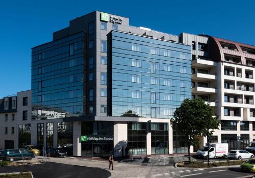 holiday inn express rouen centre rive gauche