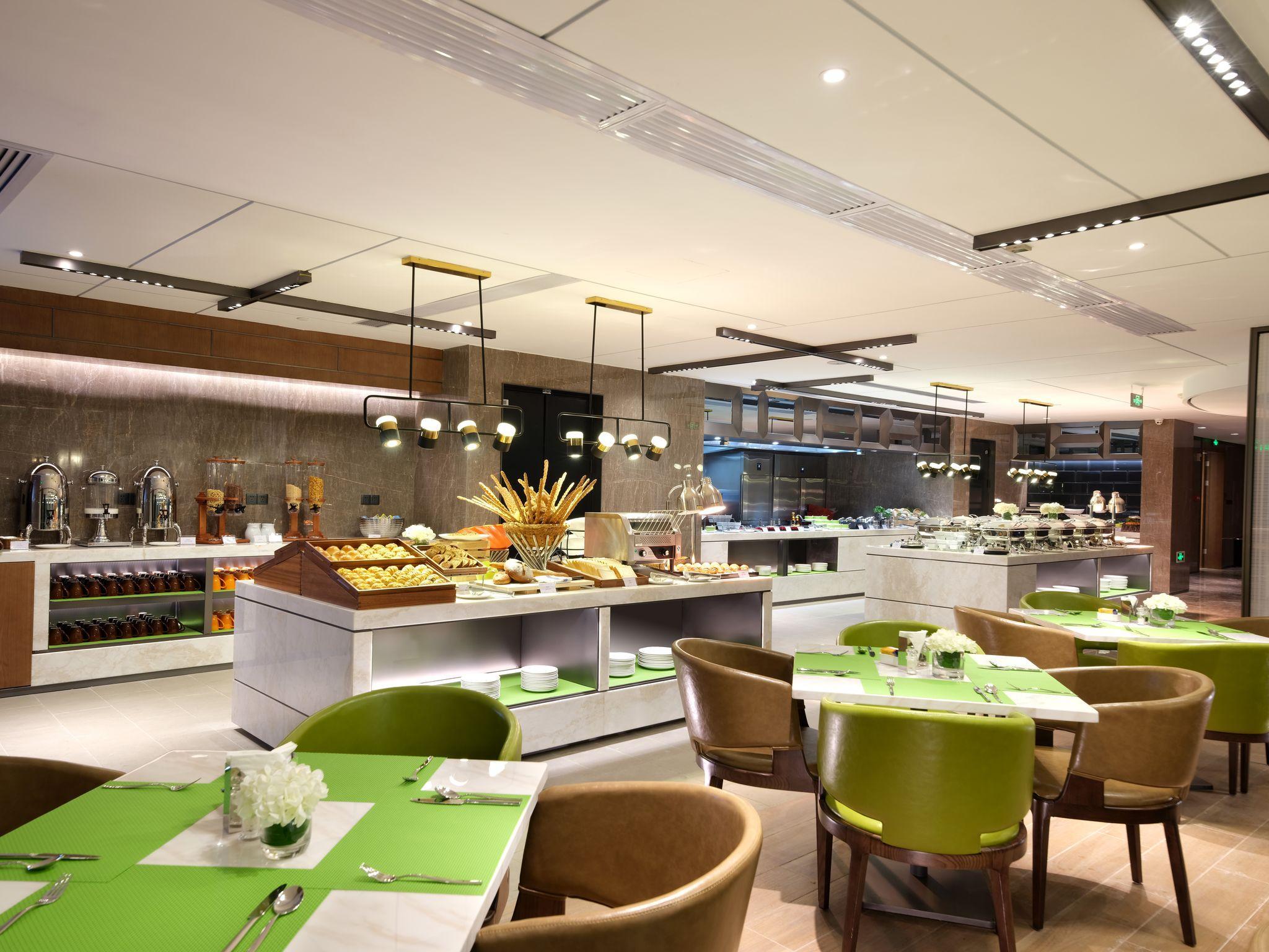 hampton by hilton guangzhou tianhe sports center