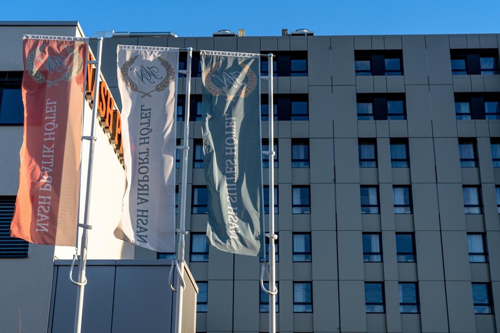 nash airport hotel