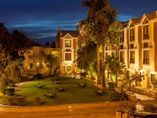hotel hilltone