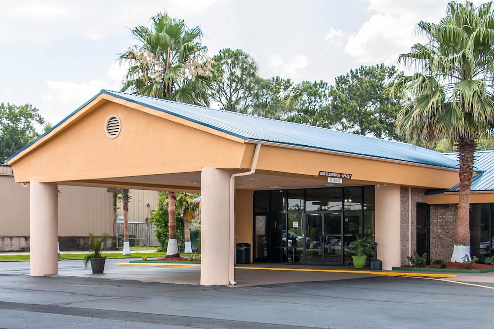 quality inn hinesville fort stewart area