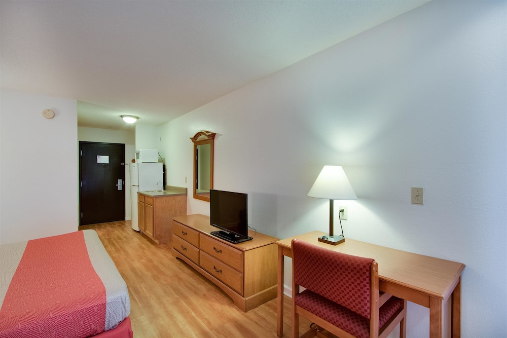 motel 6 hinesville ga