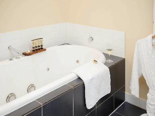 the sebel launceston