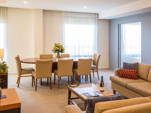 the sebel launceston