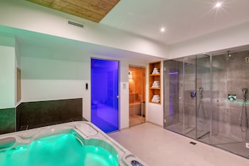 las hotel and spa