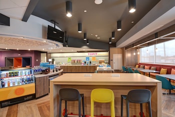 Tru By Hilton Shepherdsville Louisville South,Hillview>>Brooks,3 star